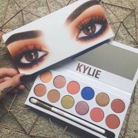 🟢 Палетка теней для век Тени Kylie 12 цветов + кисточка