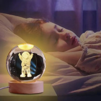 Декоративный 3D-ночник «Астронавт» в форме шара, 6 см, тёплый LED-свет (50)