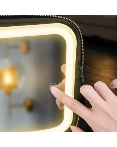 Портативная косметичка-чемодан с зеркалом и LED-подсветкой