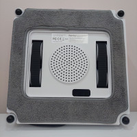 Робот-мойщик окон W32S SquareSpray Pro с автоматическим распылением и вакуумной фиксацией